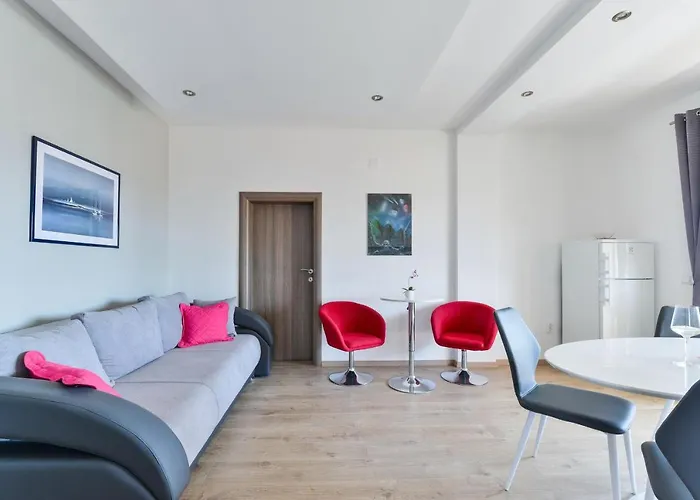 With Parking Space - 20205 Appartement *