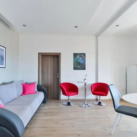 With Parking Space - 20205 Lägenhet *